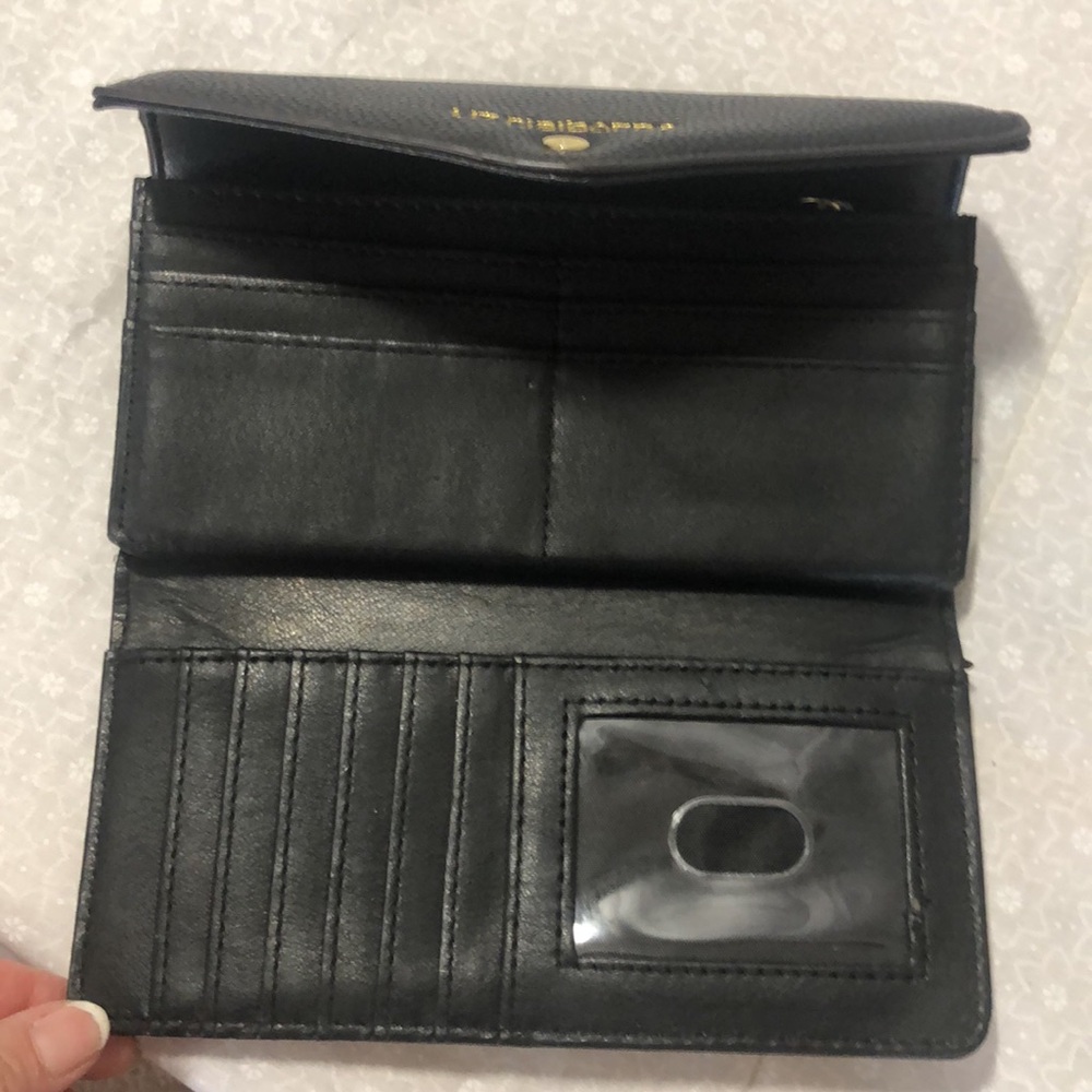 Liz Claiborne Two Tone Wallet - Picture 9 of 15